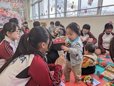 子育てサロンを実施しました