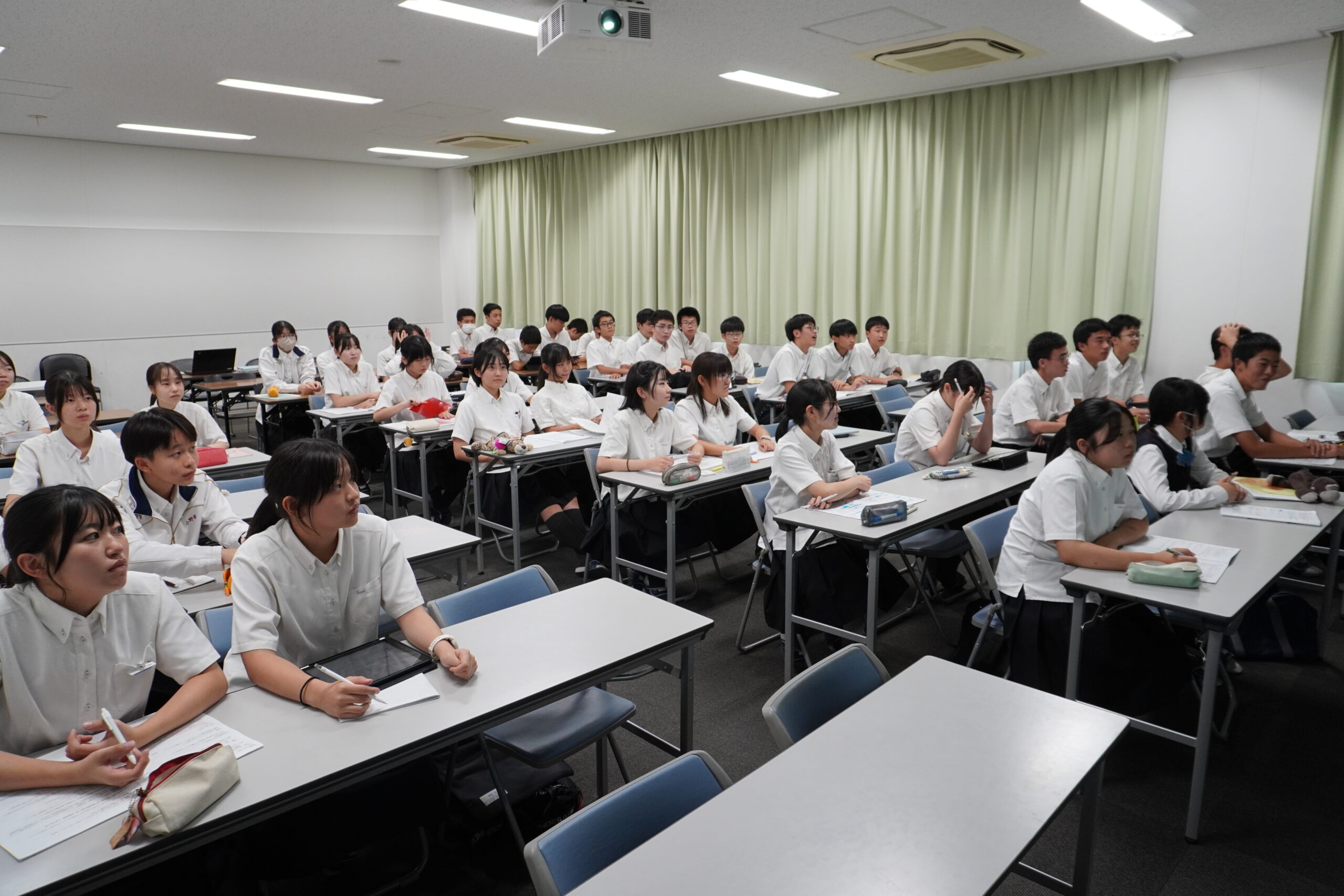 放課後に学ぶ、公民講座（試験前特別編）、本日も実施中！