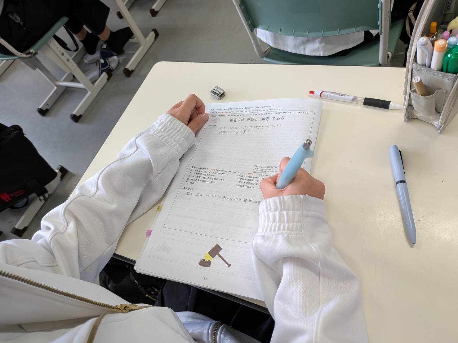 中3公民の授業で、模擬裁判を実施しました