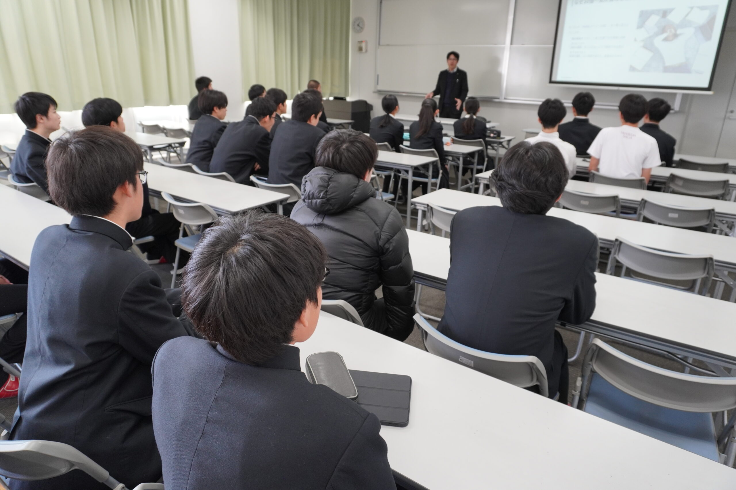 ワセクエ「一生モノの武器」を手に入れる英単語習得法講座を実施しました