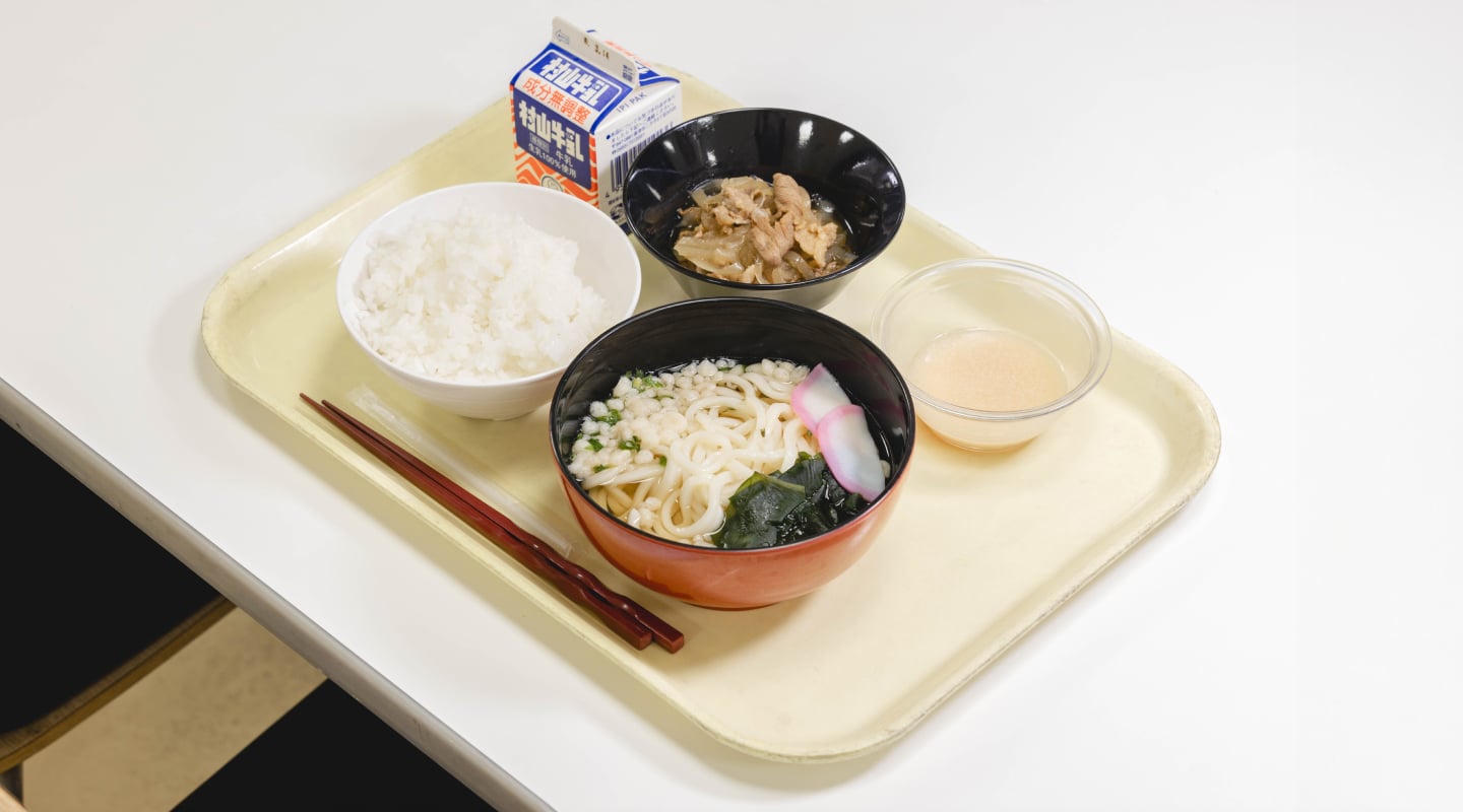 YouTubeで寮食堂に密着！700人の「いただきます」を支える舞台裏